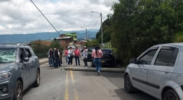 Manifestaciones, trancones y accidentes en Bogotá este domingo