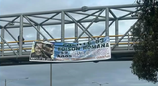 Pancartas de las disidencias de las Farc en Bogotá fueron instaladas por delincuencia común
