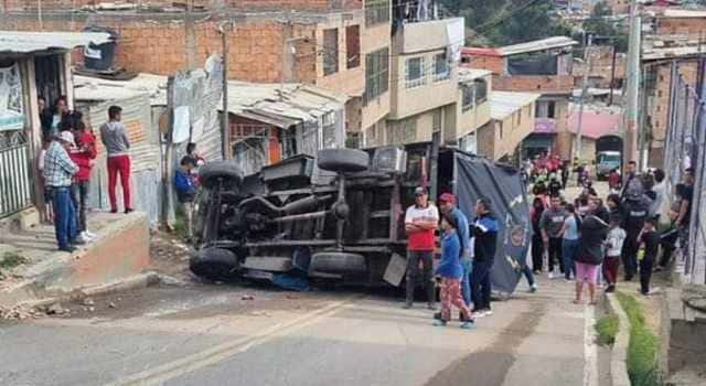 Camión se quedó sin frenos en la Comuna 4 de Soacha