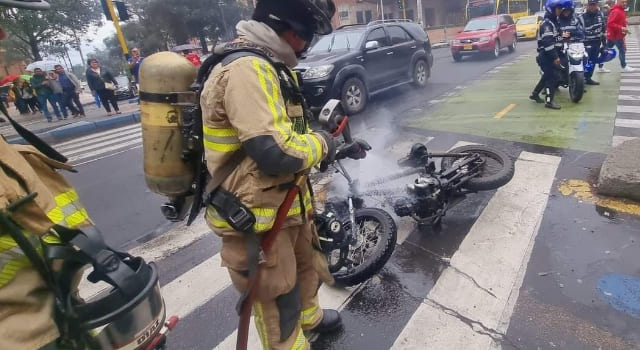 incendió su ciclomotor para evitar que la Policía se lo llevara