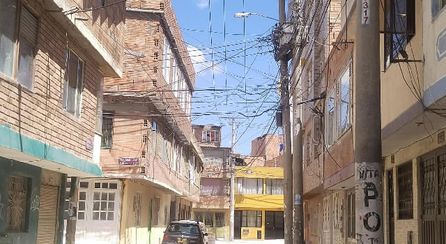 Aumento de inseguridad y robo de cable afectan a residentes de León XIII en Soacha