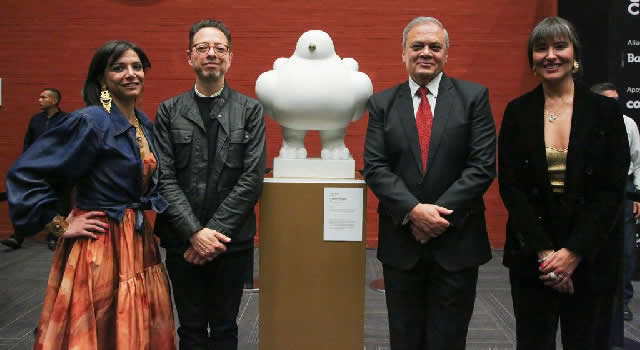 La paloma de la paz llegó a la Feria Internacional de Arte de Bogotá, ARTBO