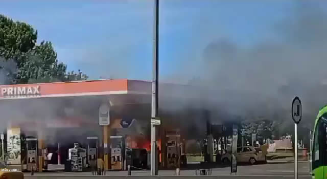 Incendio en estación de gasolina Primax en Bogotá