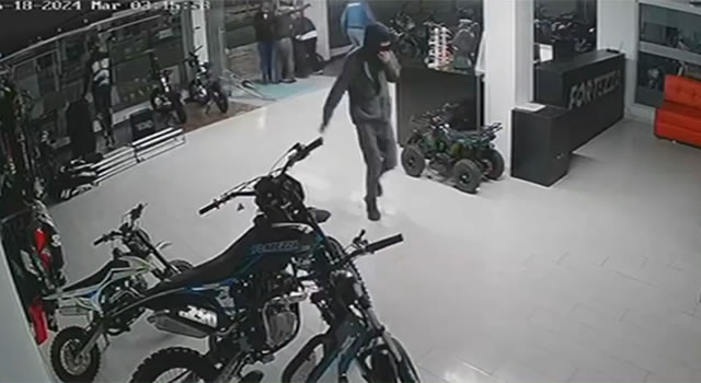 Millonario robo a un concesionario de motos en el norte de Bogotá