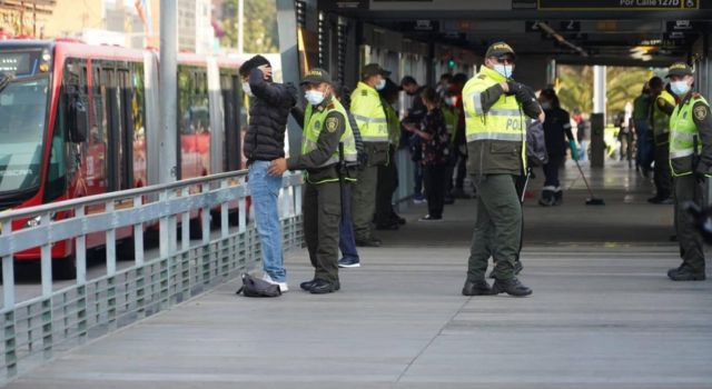 ‘Policía Abordo’ una estrategia para aumentar la seguridad en el transporte público de Bogotá