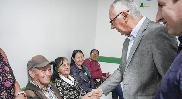 Lo que dejó la visita del ministro de Salud a Sibaté, Cundinamarca