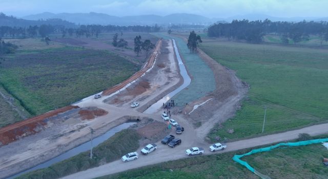 CAR le apunta a valioso proyecto que beneficiará al río Soacha y evitará desbordamientos futuros