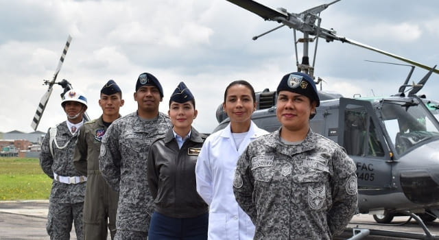 Abren convocatorias en la Fuerza Aérea Colombiana para profesionales