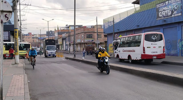 Desorganización en la movilidad en Soacha amenaza integridad de estudiantes y padres de familia-