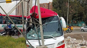 accidente de tránsito en la entrada a Ciudad Verde