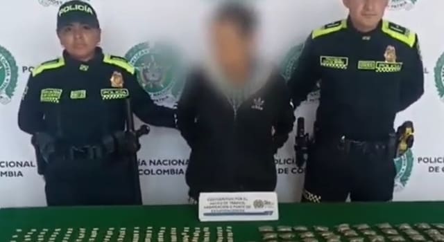 Capturan a una vendedora ambulante en Bogotá por comercio de drogas