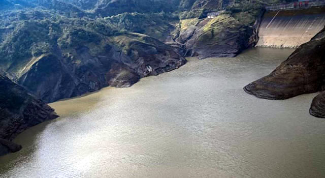 turnos de racionamiento de agua en los municipios aledaños a Bogotá