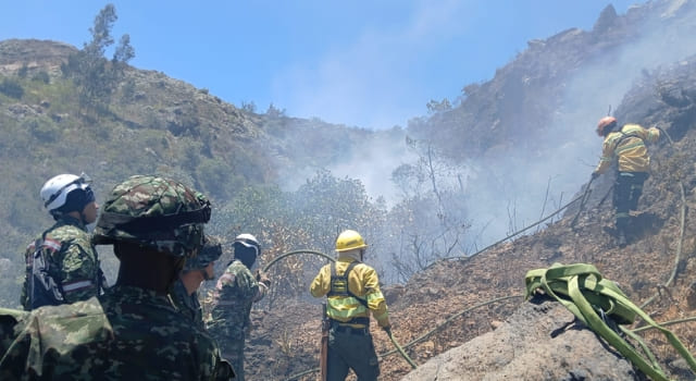 incendio forestal en Simijaca Cundinamarca