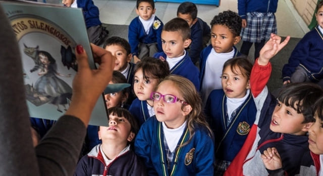 Proyecto de ley buscaría que la jornada escolar en Colombia inicie a las 7:00 am