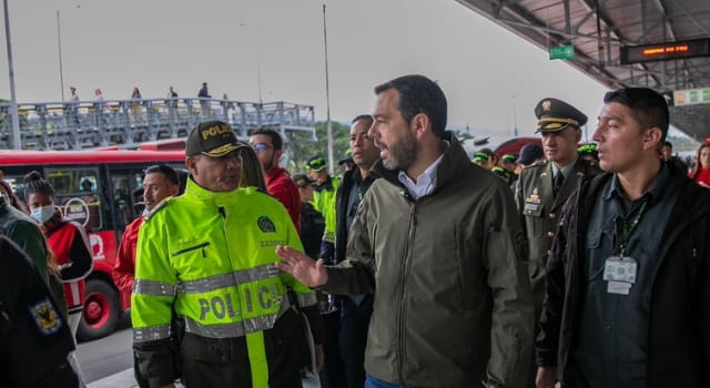 Autoridades dicen que los hurtos en Transmilenio redujeron un 34% comparando el año anterior