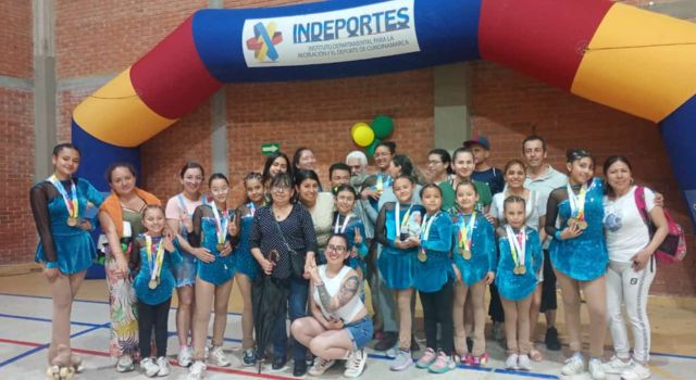 Destacado logró de jóvenes deportistas del Club de Patinaje Artístico Moon Skate de Soacha