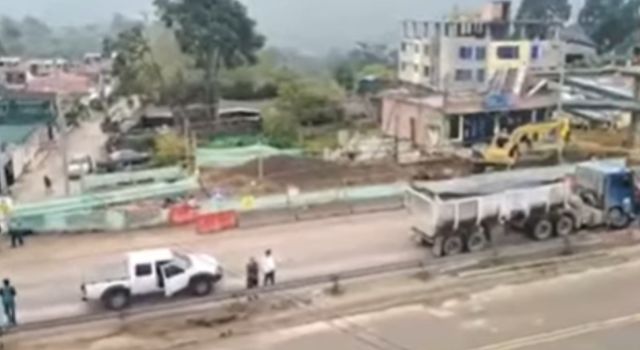 Protestas en la vía Bogotá - Fusagasugá por rechazo a las obras de la concesionaria Vía Sumapaz