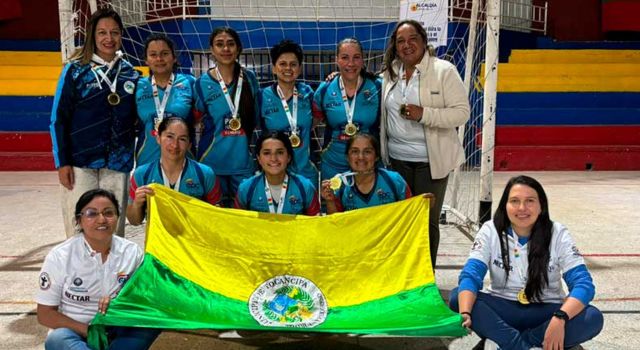 Mejores deportistas de la Sabana Centro de la primera jornada del torneo de fútbol de salón femenino