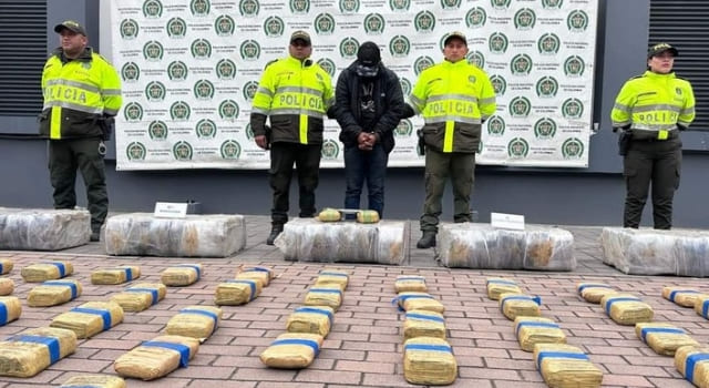 Interceptaron camión con carga de drogas en Soacha