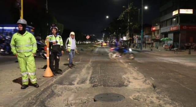 El Instituto de Desarrollo Urbano y colectivos de motores unen esfuerzos para identificar y reparar los huecos más peligrosos en las vías de la ciudad, fortaleciendo la seguridad vial a través de recorridos y reportes conjuntos.