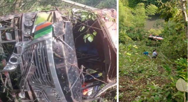 Un autobús intermunicipal cayó a un abismo en el sector Paso del Rejo, Cundinamarca, dejando cuatro personas fallecidas y ocho heridas. Las autoridades investigan las causas del siniestro.