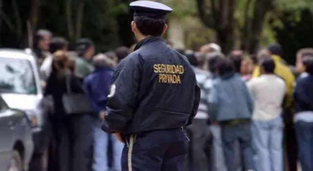 La Superintendencia de Vigilancia Privada anunció ajustes escalonados en los costos de los servicios de seguridad, aplicables a sectores residenciales y comerciales a lo largo del año.