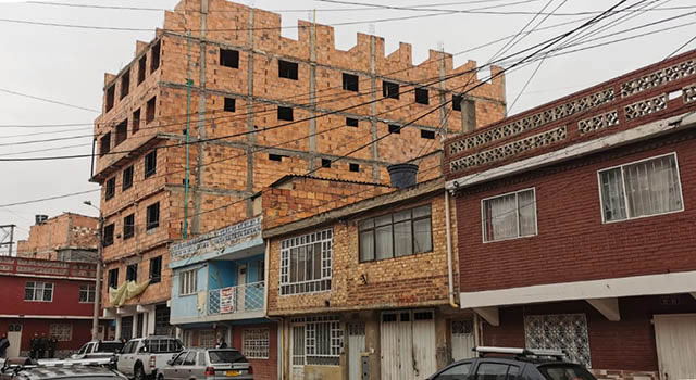 Edificio de 7 pisos será demolido en Soacha