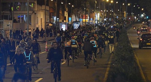 Un accidente en la localidad de Suba dejó a dos ciclistas heridos tras ser impactados por un automóvil. Las autoridades investigan si el conductor manejaba bajo los efectos del alcohol.