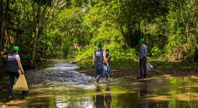 Cundinamarca es una de las regiones más ricas en agua del país. A través de programas como Alcantarillado al Campo y Agua a la Vereda, EPC trabaja para garantizar el acceso al agua potable en todo el departamento.