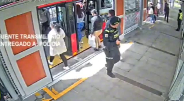 Capturan a ladrón en TransMilenio que fingió ser mudo para evadir a la justicia