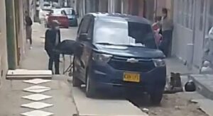 La falta de respuesta de las autoridades retrasó el levantamiento de un cuerpo en Soacha, generando indignación en la familia del barrio San Nicolás, que vivió momentos de angustia tras la muerte del ser querido.
