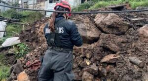 Las intensas lluvias en Cundinamarca han activado la máxima alerta en tres cuencas hidrográficas clave. La emergencia pone en riesgo a 25 municipios y obliga a una respuesta inmediata de las autoridades.