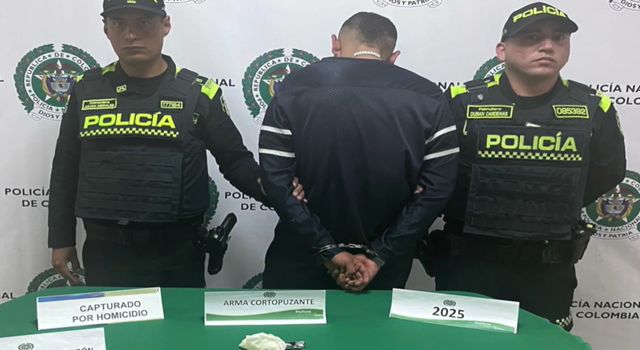 Un ataque en vía pública conmocionó a los habitantes del sector de Modelia, en Bogotá, luego de que un joven agrediera brutalmente a dos mujeres sin motivo aparente