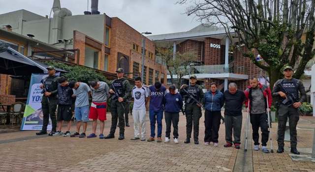 Dos peligrosas bandas extorsivas fueron desarticuladas en Bogotá. En un caso, cobraban cuotas a conductores; en otro, operaban en zonas de rumba con el temido ‘paseo millonario’.