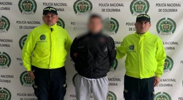 Un nuevo caso de abuso a menor en Cundinamarca ha sacudido a la comunidad. El señalado, un conductor escolar, ya enfrenta a la justicia por los hechos.