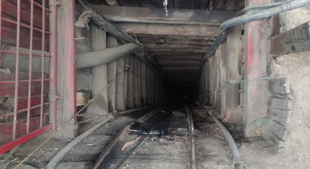 Un operativo sorpresa en Cundinamarca logró frenar una extracción ilegal de carbón que no solo incumplía la ley, sino que pone en serio peligro el equilibrio ambiental de la región.