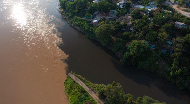 El aumento de caudales en la cuenca baja del río Bogotá encendió las alarmas. La CAR decretó alerta amarilla y advierte a municipios sobre posibles riesgos. Las lluvias no dan tregua.