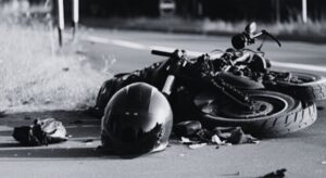 Un accidente en Teusaquillo dejó una víctima fatal y un herido grave, luego de que una moto terminara debajo de un bus del SITP en la avenida Caracas.