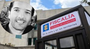 Un hecho que comenzó como una diligencia rutinaria terminó con un fiscal atacado a tiros en un parqueadero de Fusagasugá. Las autoridades intentan esclarecer lo ocurrido.