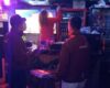 Una menor de edad fue hallada en el interior de un bar de Bogotá durante una redada nocturna. El operativo, que parecía rutinario, terminó destapando una red de delitos ocultos en distintos sectores de la ciudad.