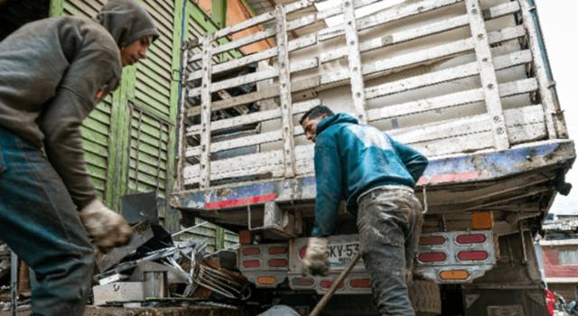 Uno de los establecimientos fue cerrado de forma preventiva durante los operativos a bodegas de reciclaje en Bogotá. Las autoridades intensifican la vigilancia por su impacto en el ambiente y el espacio público.