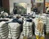 Una red de contrabando quedó al descubierto en Bogotá tras el hallazgo de un cargamento ilegal. Las autoridades no descartan que detrás del operativo haya una estructura criminal de mayor alcance.