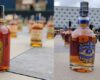 La Policía descubrió un nuevo foco de distribución de licor adulterado en Bogotá. Lo que parecía una peluquería, escondía en realidad una red que ponía en riesgo la salud pública. Esto es lo que se sabe.