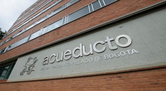 Una estafa digital tiene en alerta a las autoridades y a la Empresa de Acueducto de Bogotá, tras detectarse portales falsos que suplantan los canales oficiales de pago. Varios usuarios ya han sido engañados.