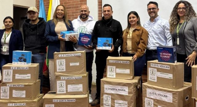 Kits de robótica para cuatro colegios de Ubaté, Cundinamarca