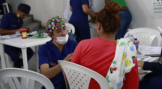 Atención médica gratuita en el parque Lisboa de Suba
