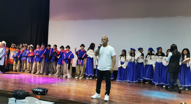 La magia de la danza contagió a los estudiantes de la IE Santa Ana de Soacha