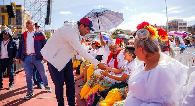 Adultos mayores de Soacha: más de 8 mil asistentes al Festival de la Edad de Oro 2025