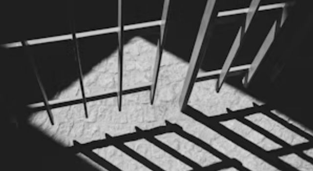 Hombre que le quitó la vida a su compañera con un hacha fue enviado a la cárcel