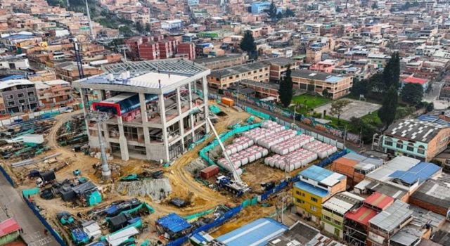 Obra de un moderno sistema de transporte en Bogotá ya llega al 80%